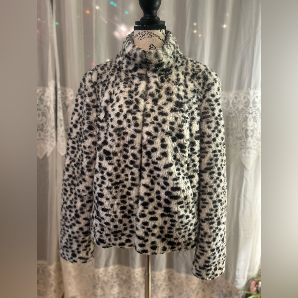 Vintage Faux Fur Spotted Jacket — Pink Lining